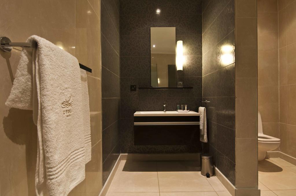 L'Eola Suites Abuja Quarto foto